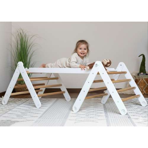 Комплекс Піклера та методика Монтессорі: трикутник (4 секції) та гірка Комплекс Піклера та методика Монтессорі: трикутник (4 секції) та гірка