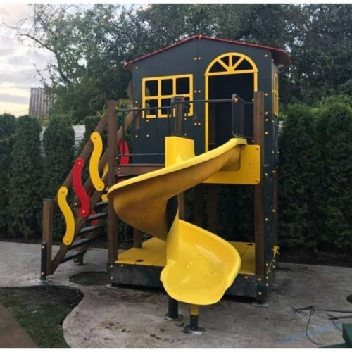 Ігровий комплекс з будиночком і гвинтовим спуском Люкс-8