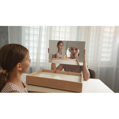 Логопедическое безопасное зеркало с отверстием инклюзия в НУШ