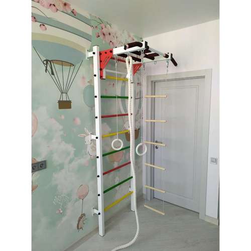 Шведская стенка с турником, детским набором и разноцветными ступенями